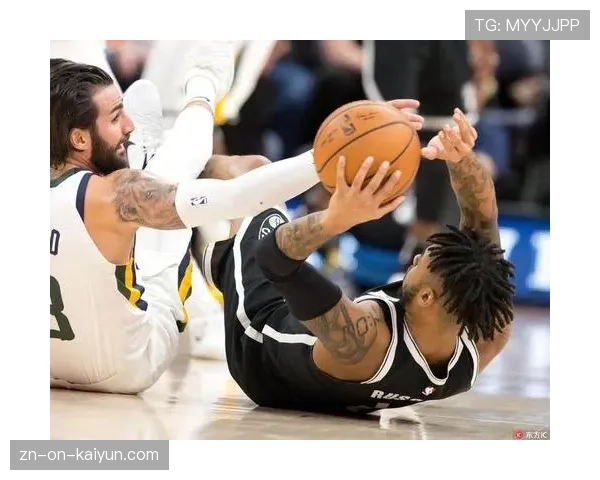 霍芬海姆主力中卫福格特在训练中膝盖受伤，将缺席至少四周